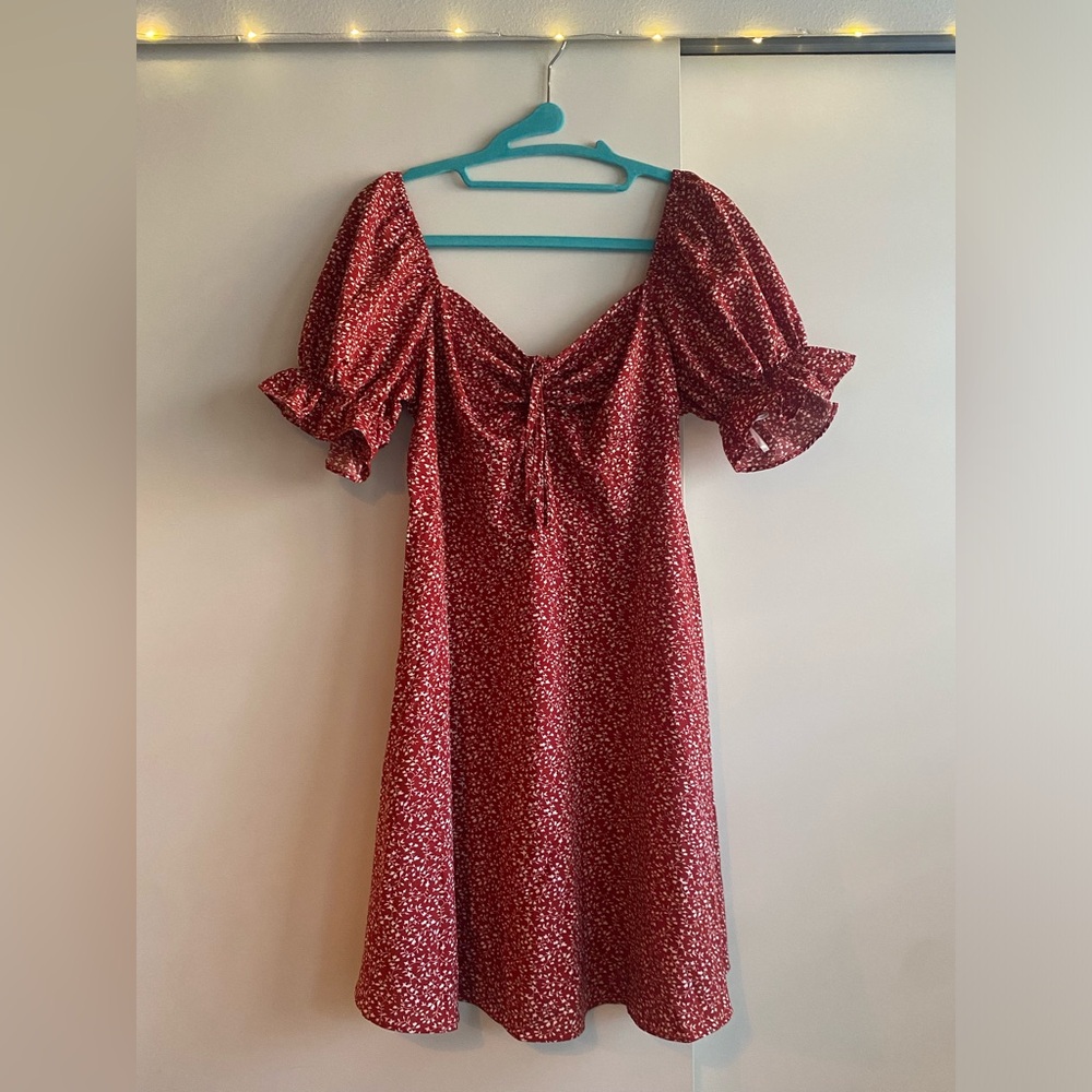 Red Mini Dress – White Floral, Fit & Flare, Puff Sleeves, Front Bow Tie
